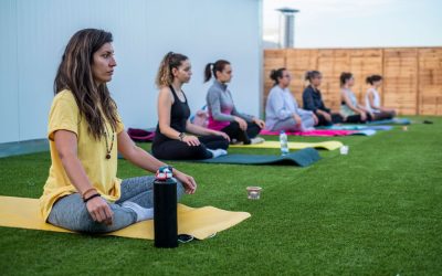 5 posturas de yoga para principiantes