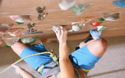 Guía de Escalada en Rocódromo: Consejos y Tips