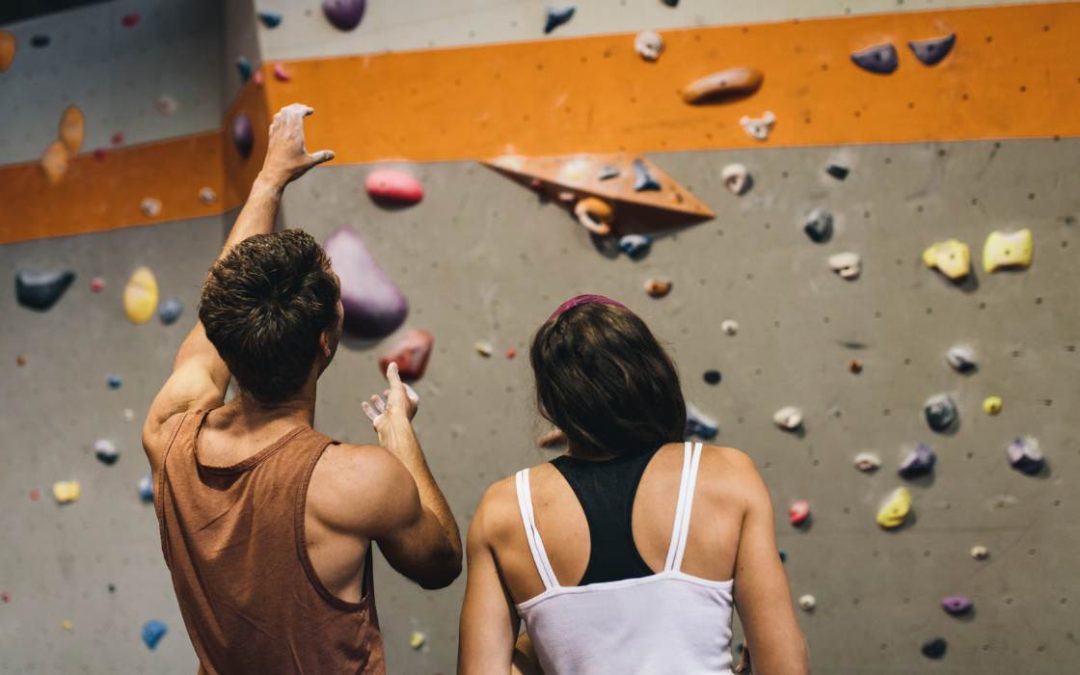 Lesiones comunes en indoor climbing y cómo prevenirlas sin dejar de progresar