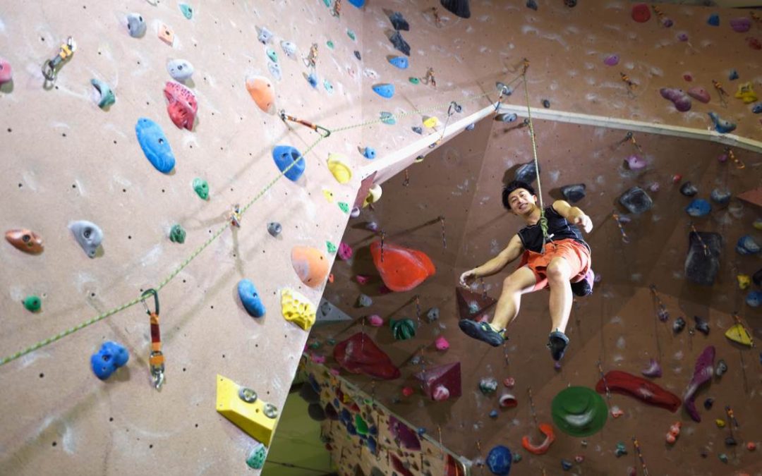 Equipo específico por tipo de escalada: qué necesitas según cómo escales